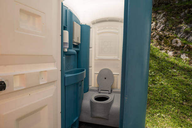 Best Porta potty delivery and setup  in Brielle, NJ